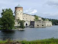 Burg Olavinlinna ...