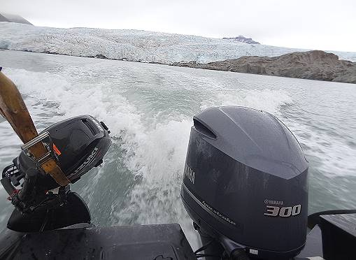 Volle Fahrt zurck ...