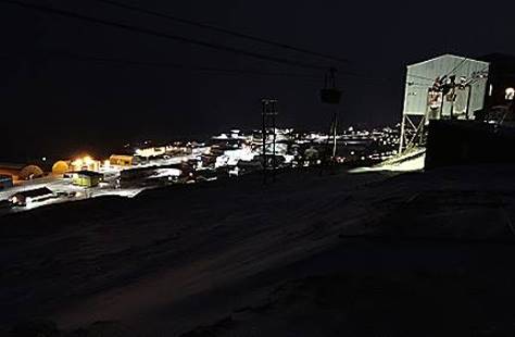 Besuch auf der Höhe: An der alten Seilbahnanlage ... Besuch auf der Höhe: An der alten Seilbahnanlage ...