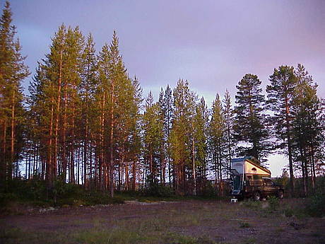 Magisches Abendrot beim wilden Campen ...