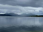 Blick auf den groen einsam gelegenen Rogensee ...