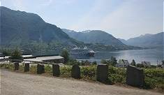 AIDAcara vor Rosendal - und wir machen Picknick ...