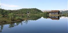 Haukelifjell Htte: ber das malerische Fjell fhrt die Strae in Richtung Odda