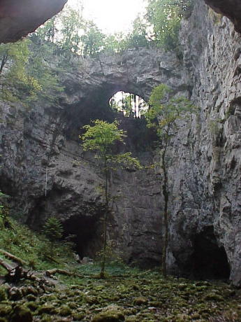 ... und Felsenhhlen ...