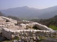 ... frhgeschichtliche Siedlung Tonovcov Grad