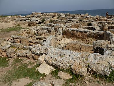 ... die Totenstadt ...