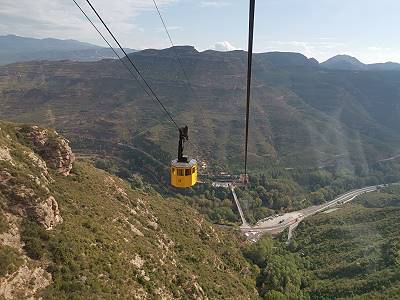 ... hinauf mit der Aeri Montserrat ...