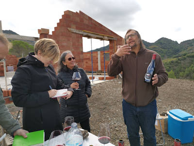 Carles Ortiz: Ein Mann lebt fr seinen Wein ...