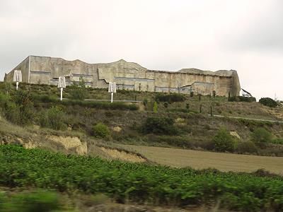 Bunker von Torres, Wehrkirchen der Katholiken ...