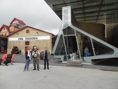 Auen Dekanter, innen antiker Messestand ...