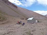 Am steinernen Haus ...