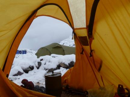 Es schneit weiter ...