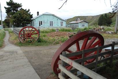 Rundgang durch den Ort ...