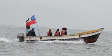 Mit dem Boot zu den Inseln ...