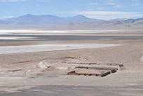 Alte Boraxfabrik, die etwas Windschutz bot ...