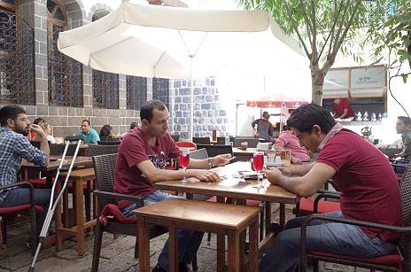 Schnes Ambiente im khlen Innenhof ...