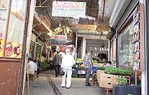 Doktor auf Basarbesuch ...