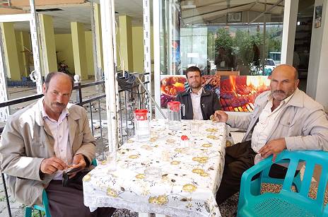 Schon wieder ein Foto - lstig, dieser Typ!