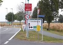 Den Grenzbergang sieht man hufig in diesen Tagen im TV ...