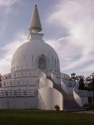 die größte Stupa Europas
